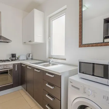 Spinola - Portomaso Penthouse Flats